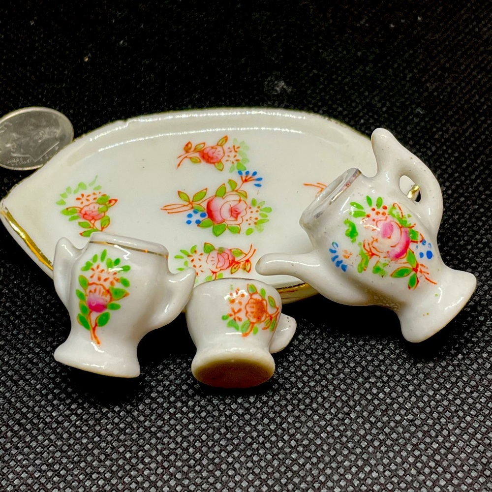 Occupied Japan miniature tea set
